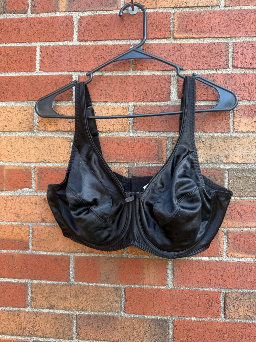 Avenue Body Black Satin Full Coverage Underwire Bra Plus Size 44D - Picture 2 of 7